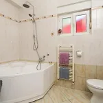 Cozy In With Wifi Apartament