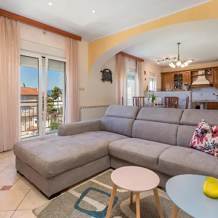 Amazing In With Wifi