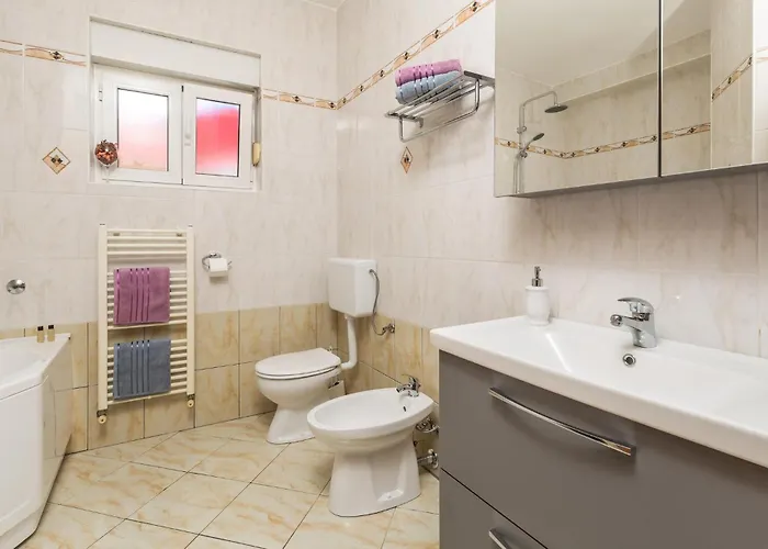 Amazing In With Wifi شقة *